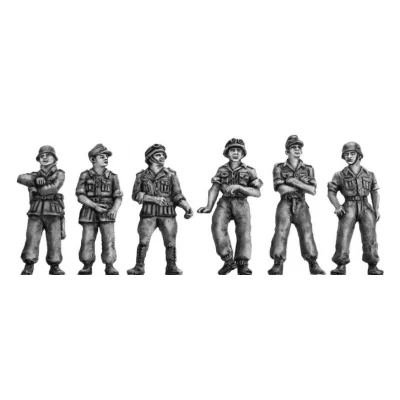 DAK troops relaxing, standing (20mm)
