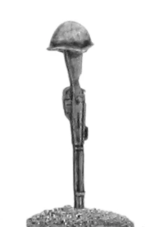 Soviet infantry helmet on rifle (28mm)